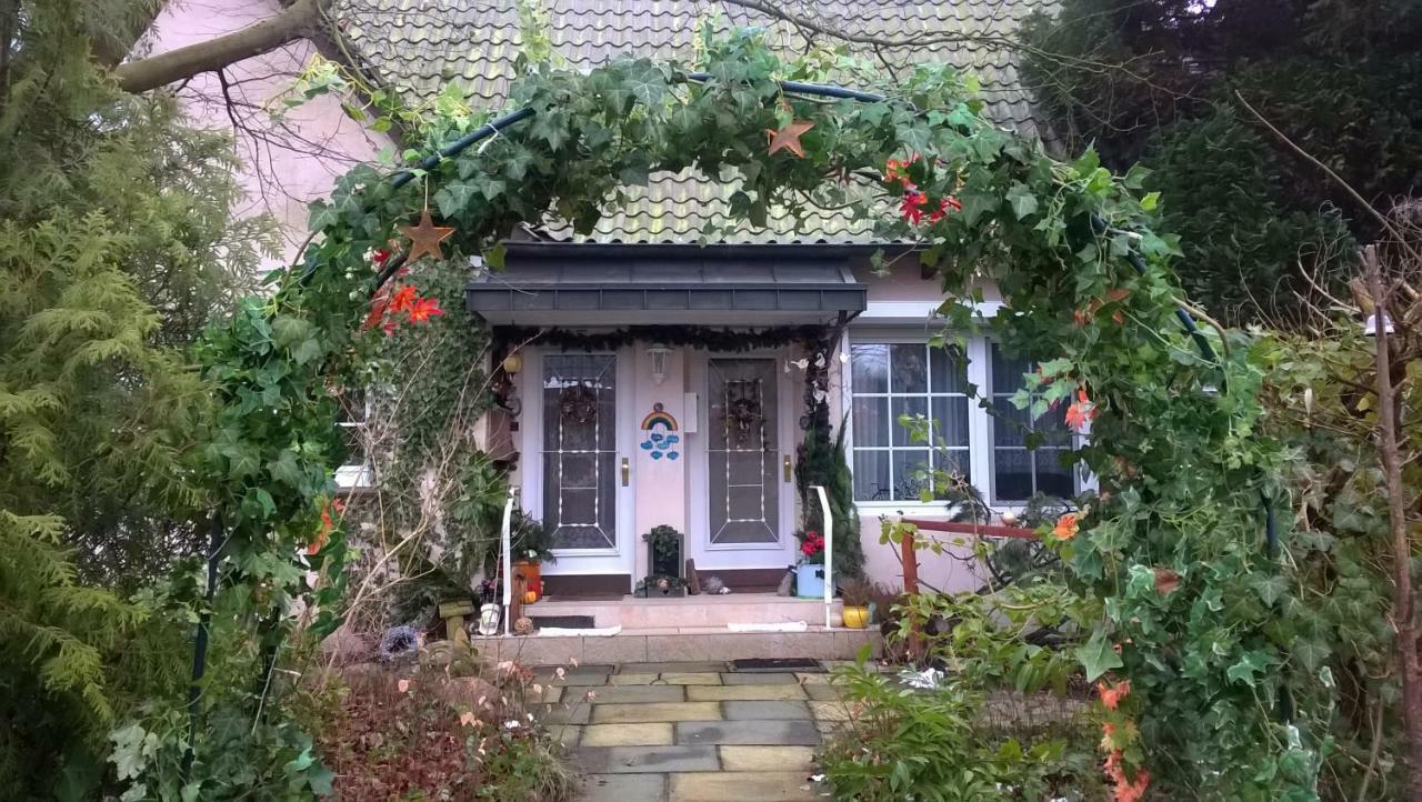 Gemuetl. Ferienwohnung Und Privatzimmer Hamburg Exterior foto